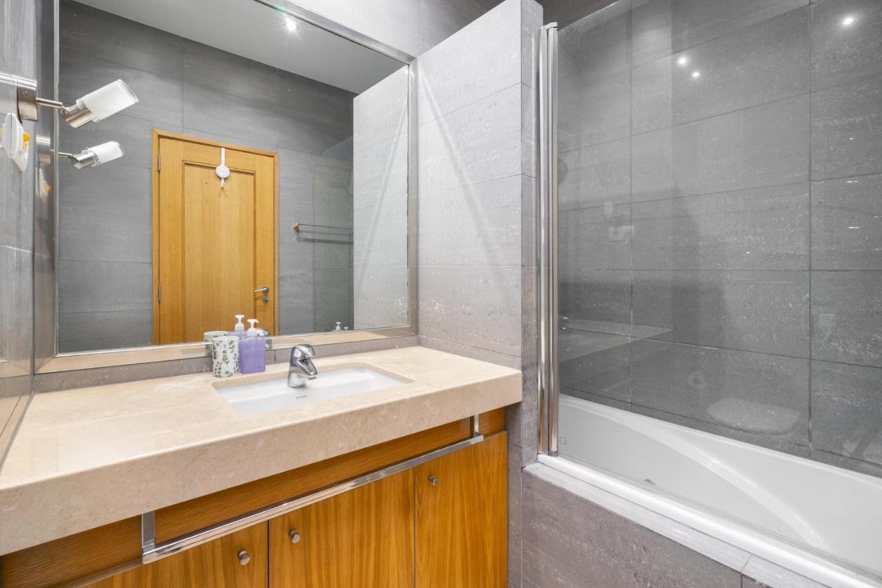 Whome Ajuda 31 Premium W/ Elevator & Parking Lisbon Exterior photo